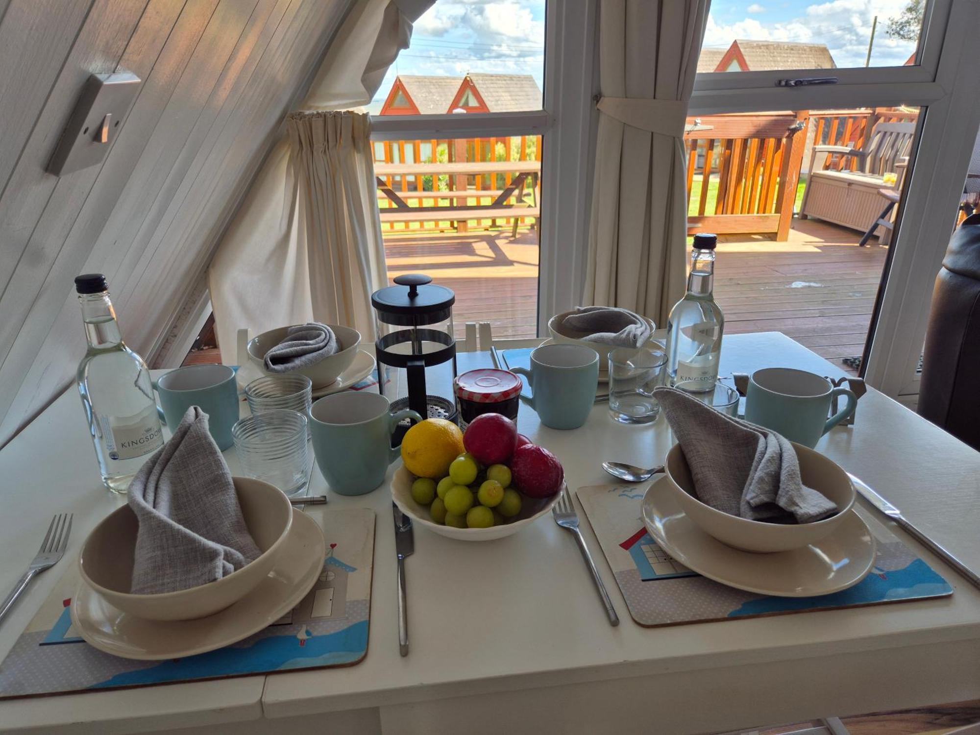 Wow! Amazing Sea Views At Coastal Chalet In Kingsdown Park With Pool No 40 Villa Luaran gambar